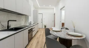Luxury 2-bedroom apartment central station - Image 3