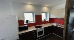 Malibu Apartman & Jacuzzi - Image 5