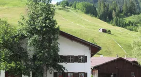 Kinderfreundliche wunderschöne Wohnung mit Garten und Terrasse | Gartenblick - Image 4