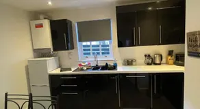 2 Laurel Court - Image 3