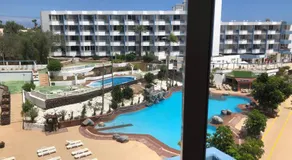 Corbeta 427 aircon and 3 pools - Image 4