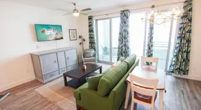 1 BR Condo Downtown Sarasota - Close To Beaches - Image 2