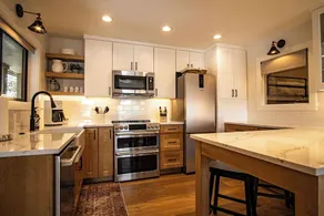Classy, contemporary, cozy, Sun Valley con with Community & Resort Amenities - Image 2
