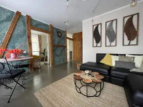 Elegant & Central 1Br w Free Parking & Coffee machine - Image 2