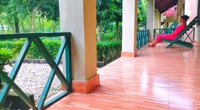 Hotel Butterfly - Peaceful Garden for Nature Lovers - Image 3