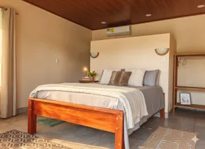La Cuna Inn - Image 2