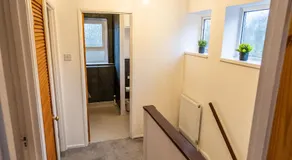 Crawley 3 Bed With Driveway - Image 4