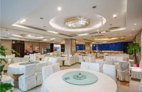 Fortune Zhixuan Hotel (Shanghai Hongkou Football Stadium) - Image 4