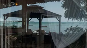 Sea View Beach Hotel - Image 4