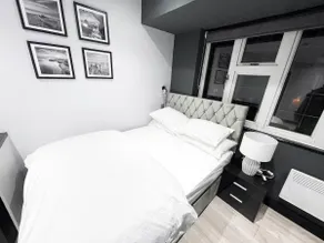 Quiet Double Room | Ideal for Long Stays | Harrow - Image 2