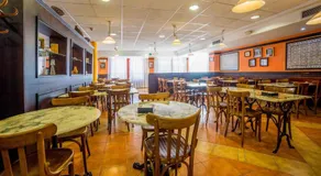 Hotel Iris Guadalajara - Image 2