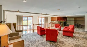Ski in-out, Slope and Pool Views 1BR at Country Inn - Image 2