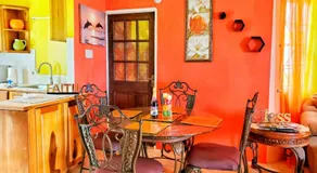 2 Bed-Sleeps 4-Gated community-5 Min Town Centre - Image 2