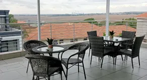 Estoby Executive guest house - Image 5