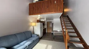 Pineapple Inn - Image 2