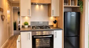 M&B Holiday Home 2025 Cozy Beach side Caravan 4 Beds, 3 Sofa Bed, 7 Sleep, Wifi, Tea and Coffee, Free Parking - Image 3