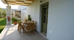 "La Familia" Boutique Private Maisonettes near the sea - Image 3