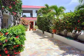L'Esperance Hotel - Image 5