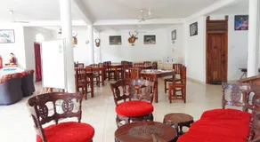 Wellawaya Rest House - Image 5