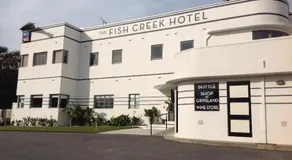 Fish Creek Hotel - Image 5