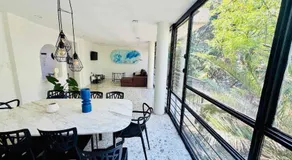 PH in Polanco for 10 with private balcony - Image 5
