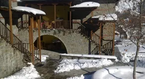 Kerasies Guesthouse - Image 5
