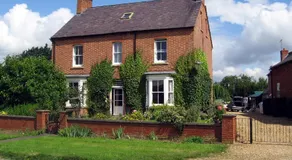 Winton House - Image 2