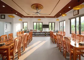 Hoa Lư - An Resort - Image 3