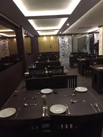 love kush hotel - Image 3