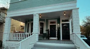 The Cozy Historic Retreat 2 BR - Image 5