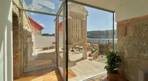Views and Beds - Image 2