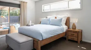 Sea Breeze Retreat - Image 2
