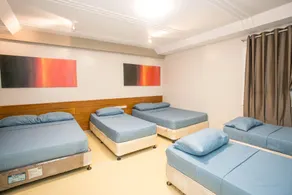 Naps & Maps Hostel - Image 2
