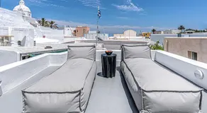 Villa Paradeisos Karterados - Image 3