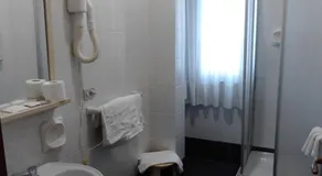 Motel Forum - Image 2