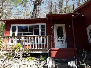 Ashley's Cabins - Image 1