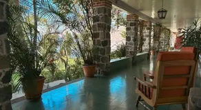 Tzanjuyú Historic - Lakefront Hotel - Image 4