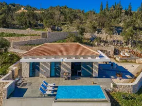Nikolakos Villa - Amazing sea view villa  - Image 2