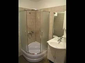 Apartments Hus - Image 1