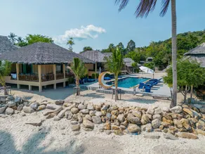 Absolute Beachfront Resort - Image 4