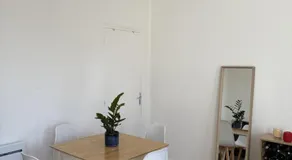 Apartment in Laleu - Image 4