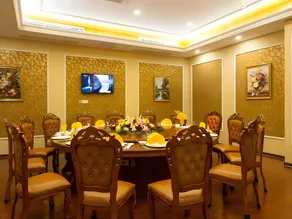 Vienna Hotel Guangxi Guigang High-Speed Railway Station Central Square - Image 2