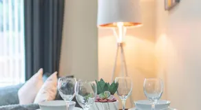 Apartment 8 - Image 4