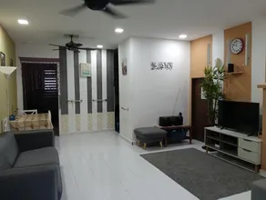 d’Puncak Homestay Bandar Puncak Alam - Image 2