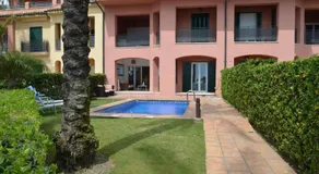 Lovely 2 bedroom unit with private pool - Image 5
