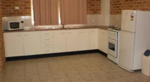 Lake Haven Motor Inn - Image 5
