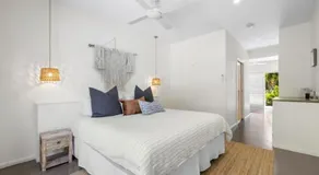 Toru - Private King Studio in Shared Guesthouse - Image 2