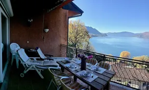 Amelia 3 with lake view and pool in Brezzo di Bedero residence - Image 4