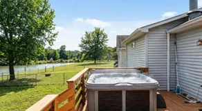 3BR Lakefront in Nashville with BBQ & Hot Tub - Image 4
