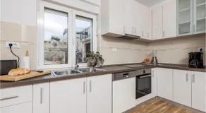 Awesome Apartment In Bregi With House Sea View - Image 5